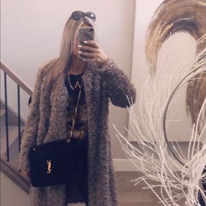 Meet your Posher, Jana